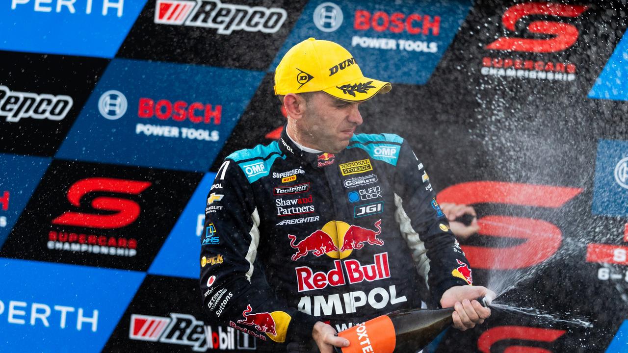 Feeney turns the tables on rivals to snatch Supercars win in Perth