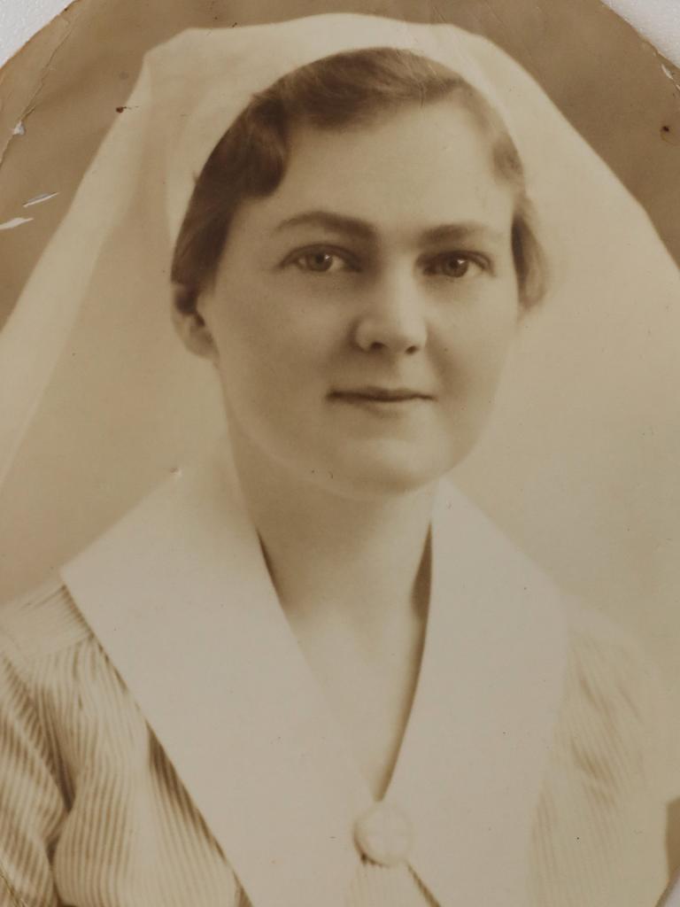 Nurse's heartwrenching diary entries tell of the casualty ...