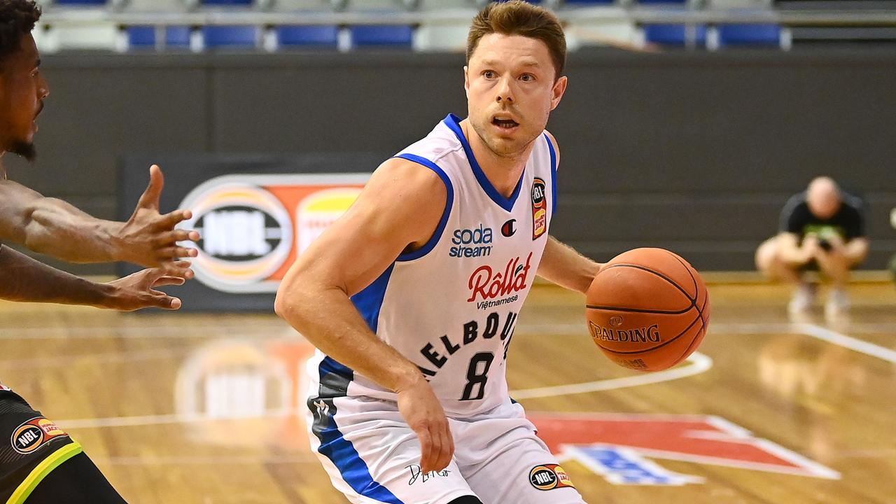 NBL 2021: 'Basketball brainiac' Matthew Dellavedova shooting for