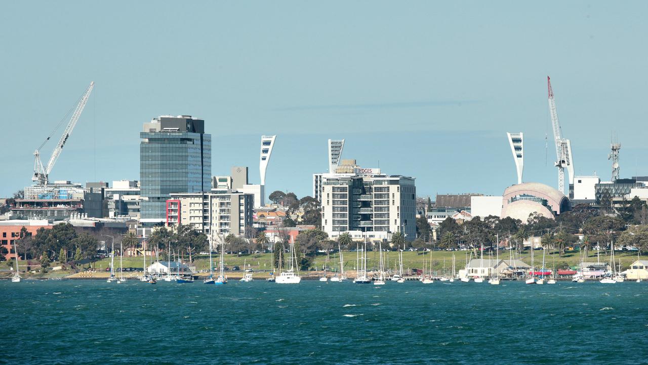 Four Cranes Feature In Geelong’s Skyline As Construction Booms, G1 