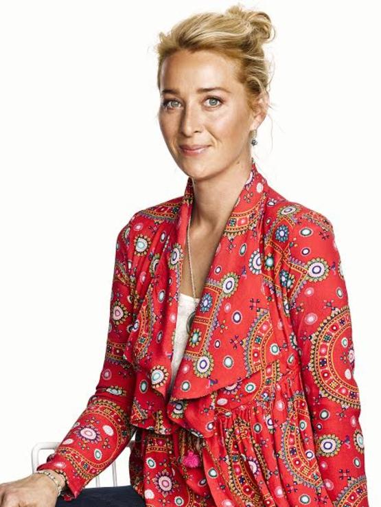 Offspring — Asher Keddie as Nina Proudman