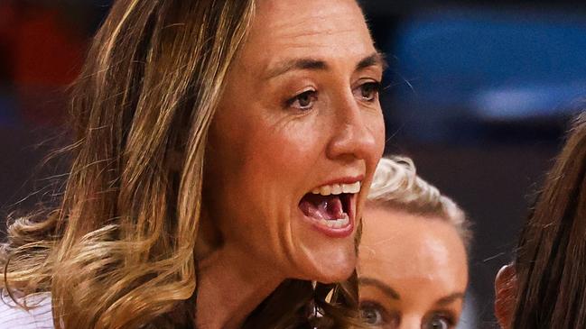 SYDNEY, AUSTRALIA - JUNE 09: Firebirds coach Bec Bulley addresses her team during a time-out in the round nine Super Netball match between Giants Netball and Queensland Firebirds at Ken Rosewall Arena, on June 09, 2024, in Sydney, Australia. (Photo by Jenny Evans/Getty Images)