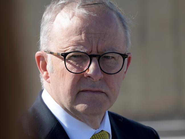 PERTH, AUSTRALIA. NewsWire Photos. 27 JANUARY 2025 Prime Minister Anthony Albanese meets Premier Roger Cook at Kwinana Bulk Terminal. Picture: NewsWire/ Sharon Smith