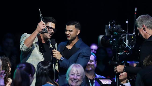 Guy Sebastian presents Antionio Chiappetta with the ARIA for Music Teacher of the Year at the 2019 ARIAs. Picture: Mark Metcalfe