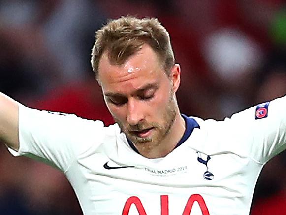 MADRID, SPAIN - JUNE 01:  Christian Eriksen of Tottenham Hotspur in defeat after the UEFA Champions League Final between Tottenham Hotspur and Liverpool at Estadio Wanda Metropolitano on June 01, 2019 in Madrid, Spain. (Photo by Clive Rose/Getty Images)