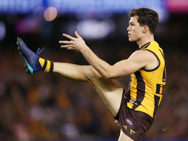 AFL Round 10. 27/05/2018. .Hawthorn v West Coast at Etihad Stadium.  Hawthorn's Jaeger O'Meara kicks a last qtr goal    . Pic: Michael Klein