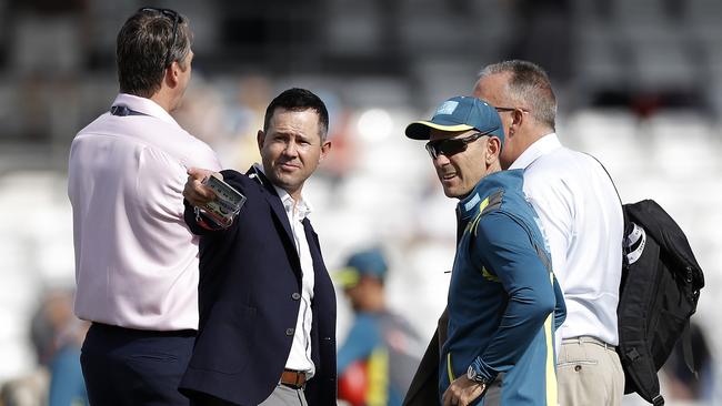 Former Australian captain Ricky Ponting speaks with Australian coach Justin Langer at Headingley. Picture: Getty Images