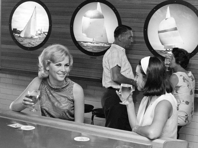 Patrons at the Mona Vale Rex Hotel, in Park St, Mona Vale, in 1966. Picture: David Cumming (Courtesy State Library of NSW)