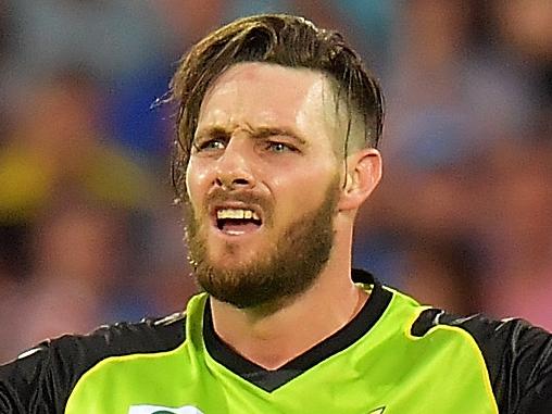 ADELAIDE, AUSTRALIA - DECEMBER 22:  Mitchell McClenaghan of the Sydney Thunder reacts during the Big Bash League match between the Adelaide Strikers and the Sydney Thunder at Adelaide Oval on December 22, 2017 in Adelaide, Australia.  (Photo by Daniel Kalisz/Getty Images)