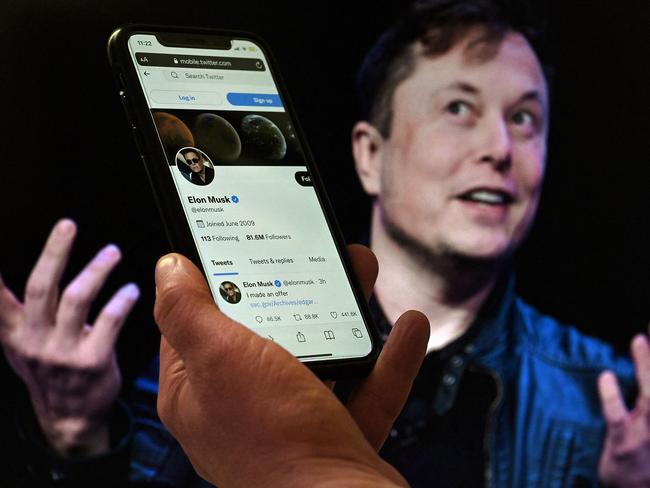 Twitter moves to block Elon Musk