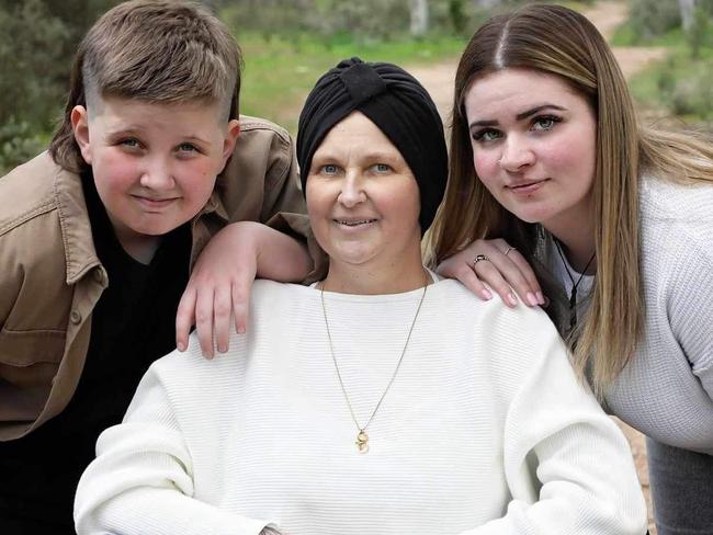 Emma Stephenson who has been diagnosed with terminal cancer with her children. 11-year-old Anton and 20-year-old Lailani. Picture: Supplied