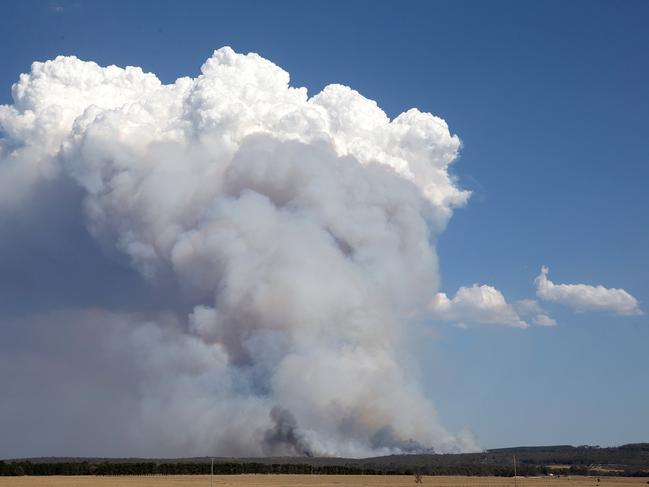 A large plume of smoke near Rosedale in Victoria’s east. Picture: Mark Stewart