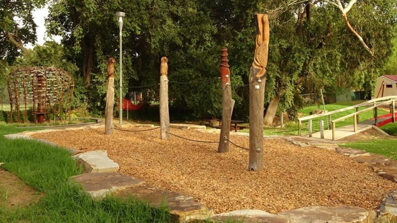 Mitcham Council: New Playground’s Wooden Owl Carving Excites Internet 