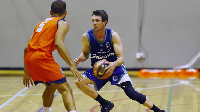 Sam Youl in action for the Hobart Huskies in the NBL1. Picture: MATT THOMPSON