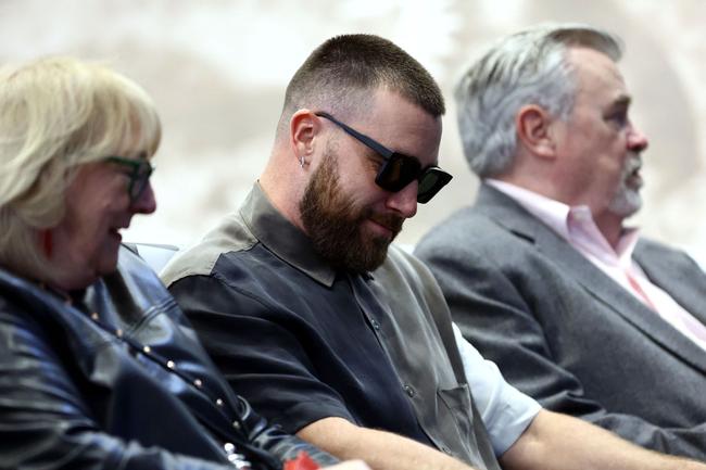 Image credit: Getty Images Travis Kelce in Song For The Mute During the ceremony celebrating his brother Jason’s retirement, Travis Kelce opted for a panelled shirt from Australian label Song For The Mute. Made in the super-soft cupro fabric, no doubt Kelce’s 196 cm and 113 kg frame loves the shirt’s oversized cut, too.