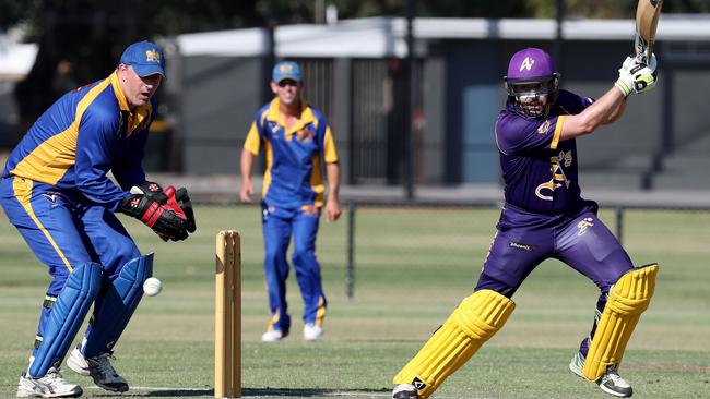 Greg Sheehan goes on the attack for Altona. Picture: Mark Dadswell