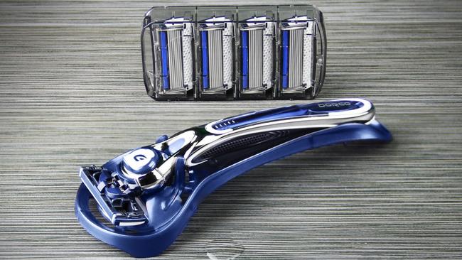 Dorco Pace 7 blade razor