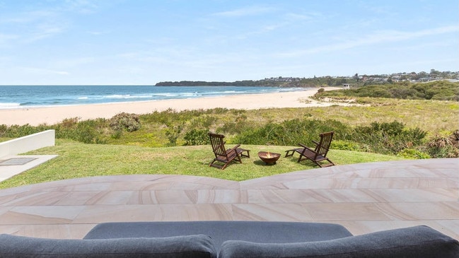 Absolute beachfront in Kiama Downs.