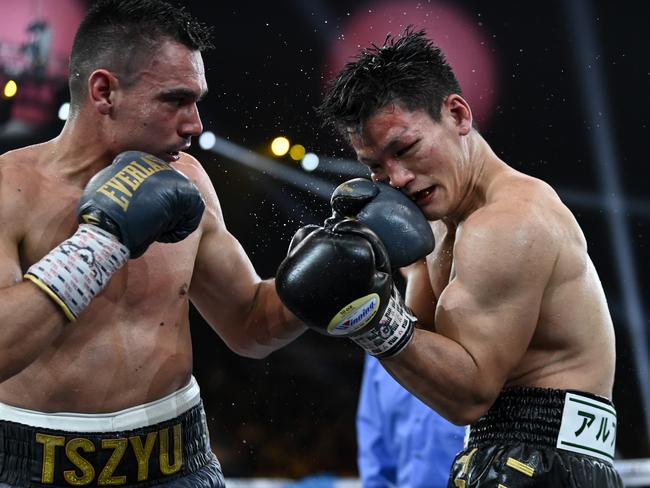 Tim Tszyu lands a blow on Takeshi Inoue.