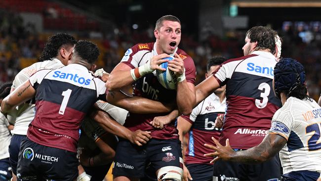 The Queensland Reds scored eight tries in their first Super Rugby Pacific match of 2025