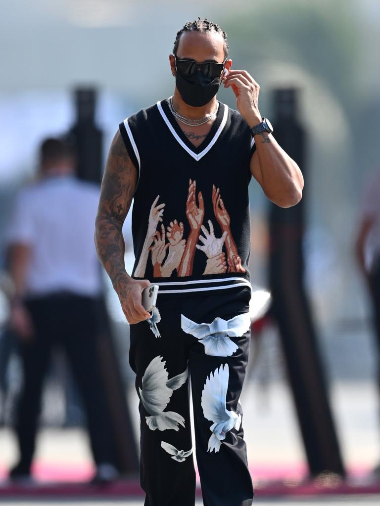 Lewis hamilton cheap dress code