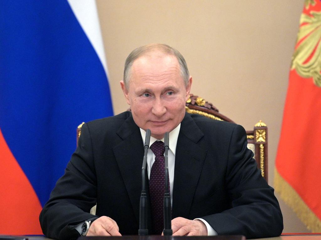 Vladimir Putin To Ban Gay Marriage In Hard Line Russian Constitution