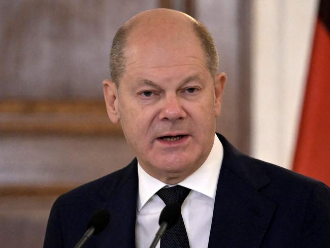 German Chancellor Olaf Scholz holds a press conference with Greek Prime Minister following their meeting in Athens on October 27, 2022. (Photo by Aris MESSINIS / AFP)