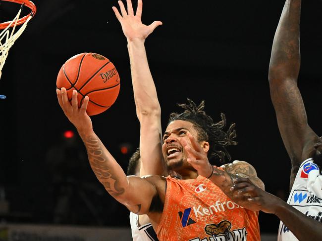 CAIRNS, AUSTRALIA - SEPTEMBER 28: Rob Edwards of the Taipans goes to the basket during the round two NBL match between Cairns Taipans and Adelaide 36ers at Cairns Convention Centre, on September 28, 2024, in Cairns, Australia. (Photo by Emily Barker/Getty Images)