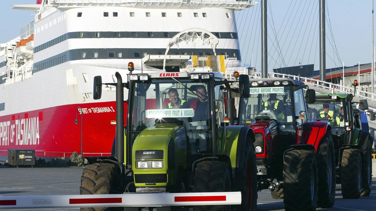 Fair Dinkum Food Campaign Rally in Melbourne, rally coordinator Richard Bovill leads the tractor convoy into Melbourne