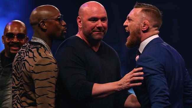 Floyd Mayweather and Conor McGregor run out of insults as press