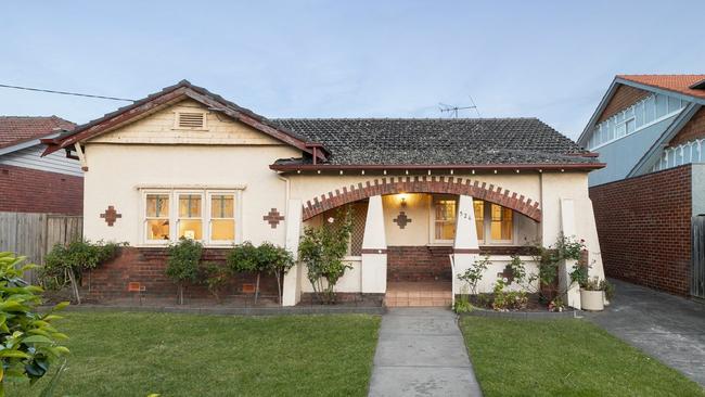 In Caulfield South, 526 Kooyong Rd is up for grabs for $1.35m-$1.485m.