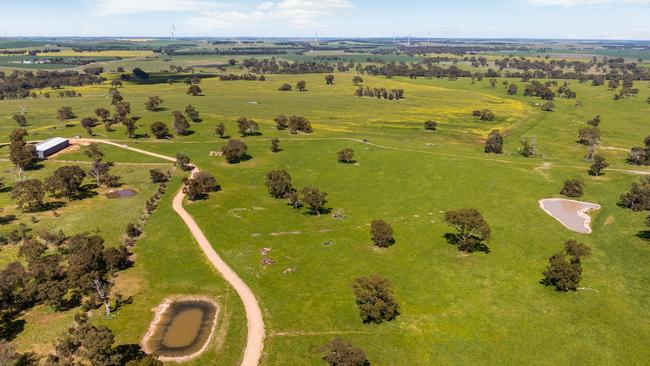 The Eurambeen Station has an estimated carrying capacity of 33,000 dry sheep equivalent, but has also been used for cropping.