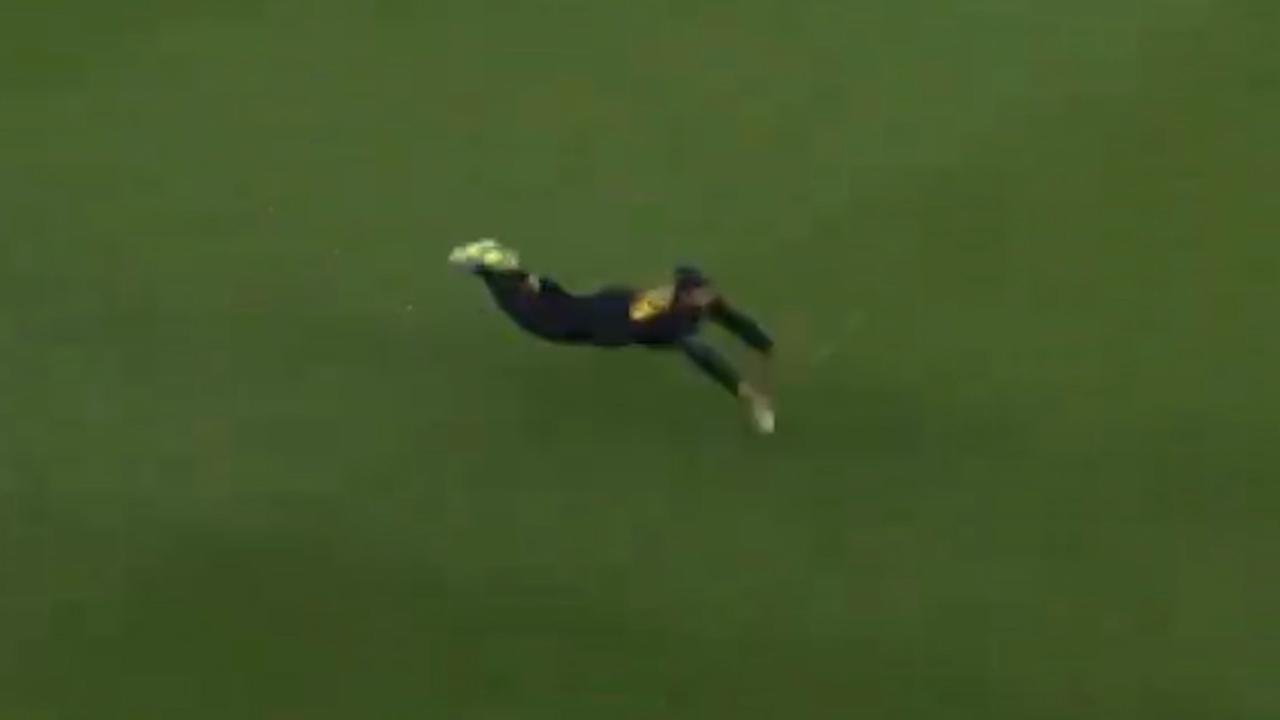 ‘No way’: Cricket world stunned as Marnus pulls off ‘one of the greatest’ catches you’ll ever see