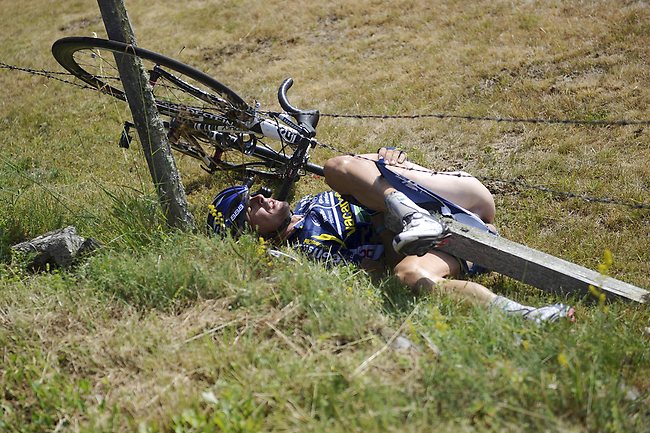 <p>Dutch rider Johnny Hoogerland was thrown into a barbed wire fence when a French car swerved and hit a four-man breakaway on stage nine of the Tour de France.</p>