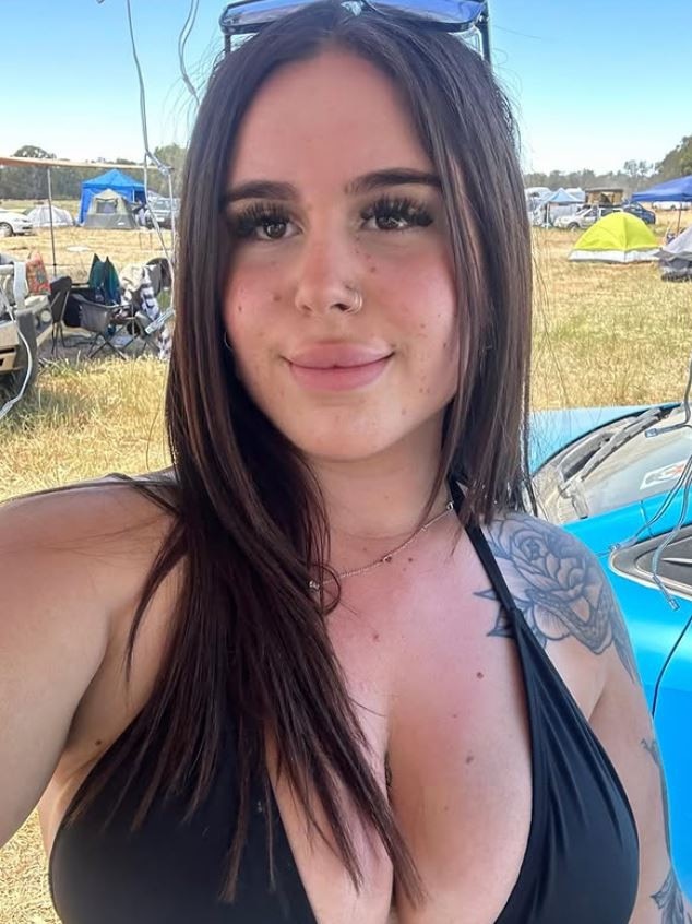 26-year-old Zarna Barbar was arrested in Melbourne after police found a stash of explosives in her garage.