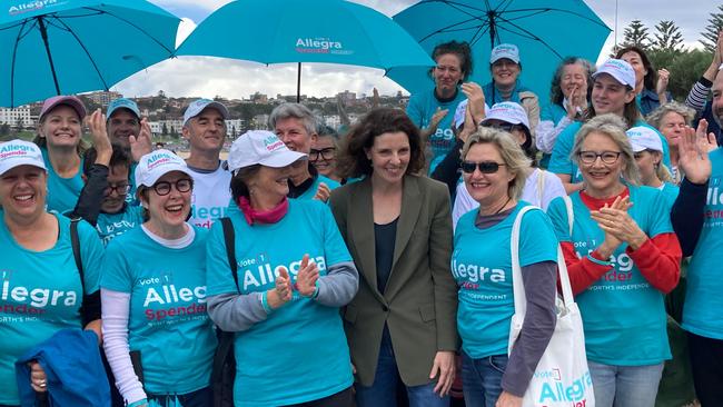 Allegra Spender celebrates with supporters at Bondi Beach. Picture: David Barwell