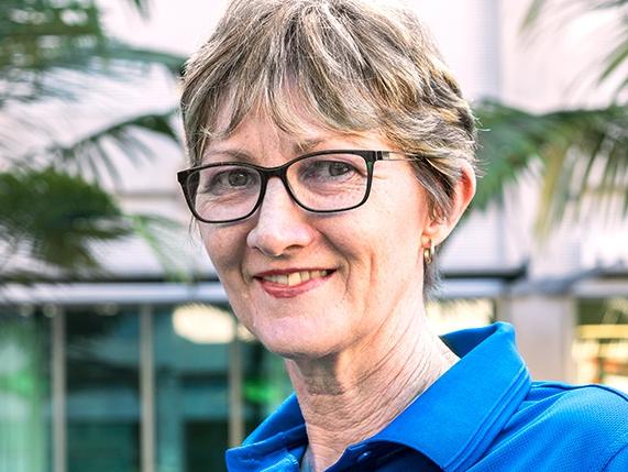 Narelle Burns