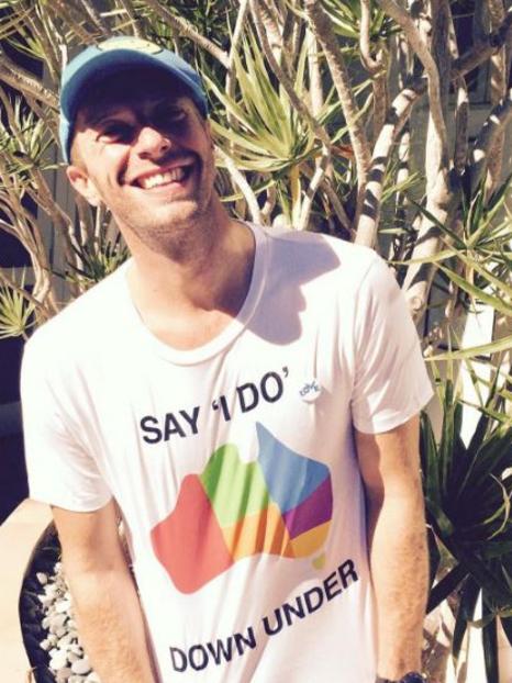 Chris Martin of Coldplay wearing a Say I Do Down Under T-shirt. Picture: Supplied