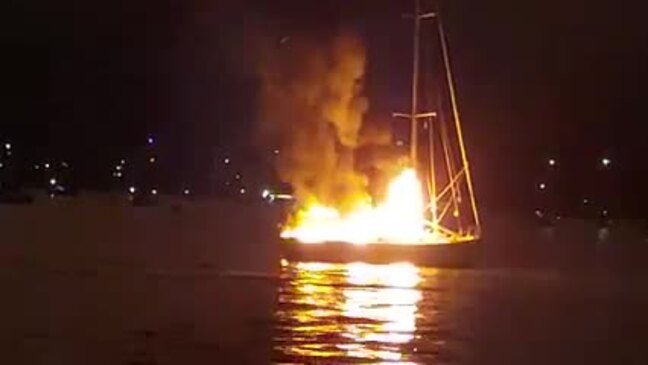 Yacht Fire at Airlie Bay