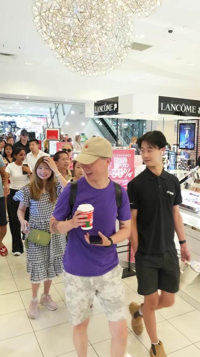 Lucky shoppers at Boxing Day sales in Adelaide