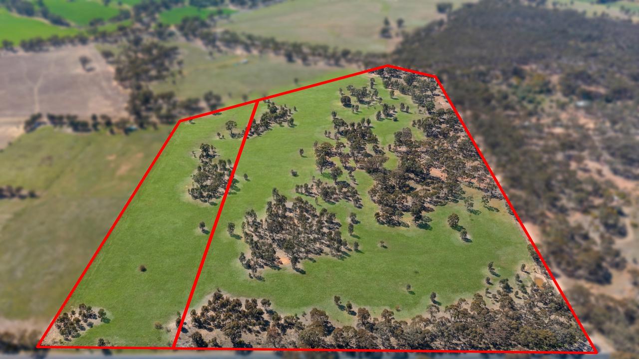 The block on<a href="https://www.realestate.com.au/property-residential+land-vic-wedderburn-204047920"> 40-41 Sec 3 Calder Highway, Wedderburn </a>has two titles, which can be sold together or separately.