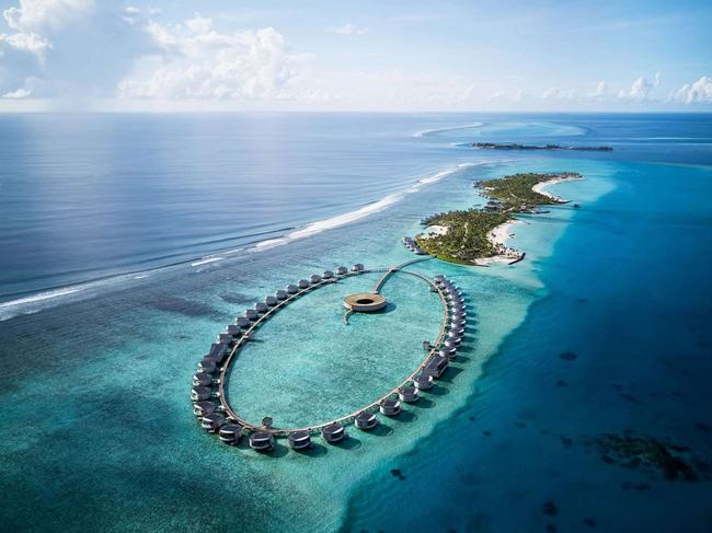 The villas at the new Ritz-Carlton Maldives, where guests can help seed a new reef on dive excursions. Photo: The Ritz-Carlton Maldives.