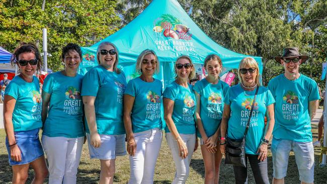 Members of a previous Great Barrier Reef Festival committee (from left) Lisa Stockow, Kirsten Orenshaw, Fiona Van Blarcom, Margie Murphy, Heather Batrick, Lily Tarver, Ellen Kerr and Brian Duell. Photo: Vampp Photography