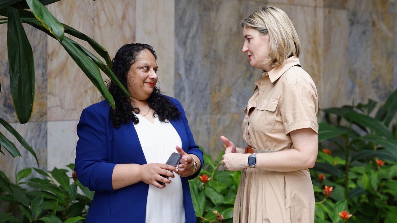 Cairns and Hinterland Hospital and Health Service (CHHHS) CEO Leena Singh speaks with Queensland Health Minister Shannon Fentiman at the Cairns Hospital. Picture: Brendan Radke