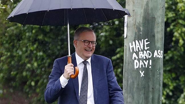 Anthony Albanese in Willoughby, northern Sydney, on Wednesday. The polling would see Labor winning an estimated 12 seats, giving it a majority of five seats in the House of Representatives. Picture: Sam Ruttyn