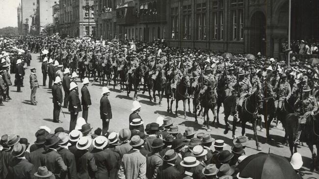 WWI march through central Sydney.