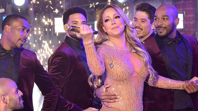 Mariah Carey believes her New Years Eve performance was sabotaged report news.au — Australias leading news site picture pic