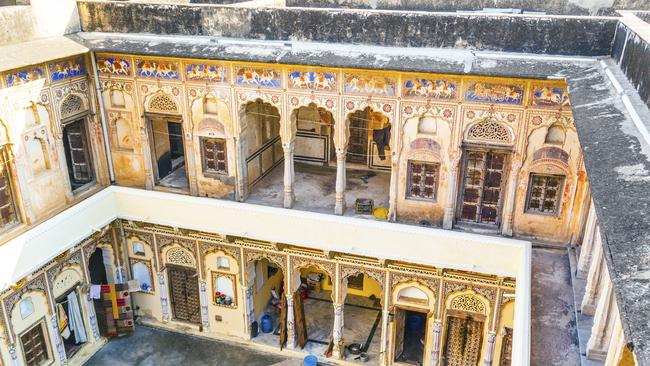 An old haveli in Mandawa, India.