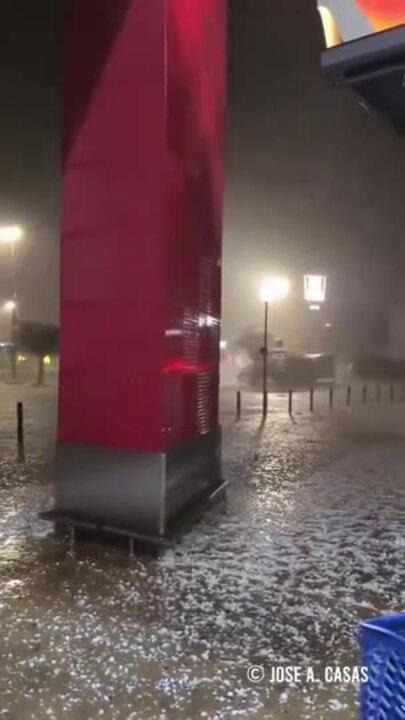 'Incredible' Hail Makes Shoppers Take Cover During Storm