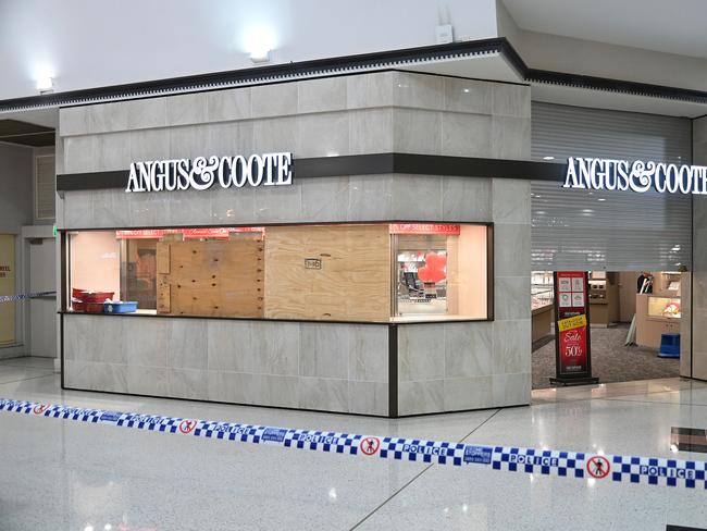 Morayfield Shopping Center smashed in and two jewellery shops robbed.Thursday June 27, 2024. Picture, John Gass
